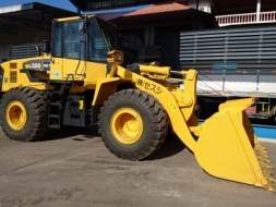 ขายรถตักล้อยาง KOMATSU WA380-6  (สภาพดี ราคาถูก)