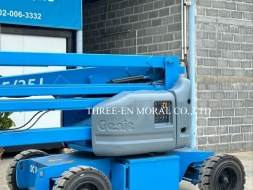 รถกระเช้า Boom Lift Genie Z-45/25J