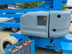 รถกระเช้า Boom Lift Genie Z45-25